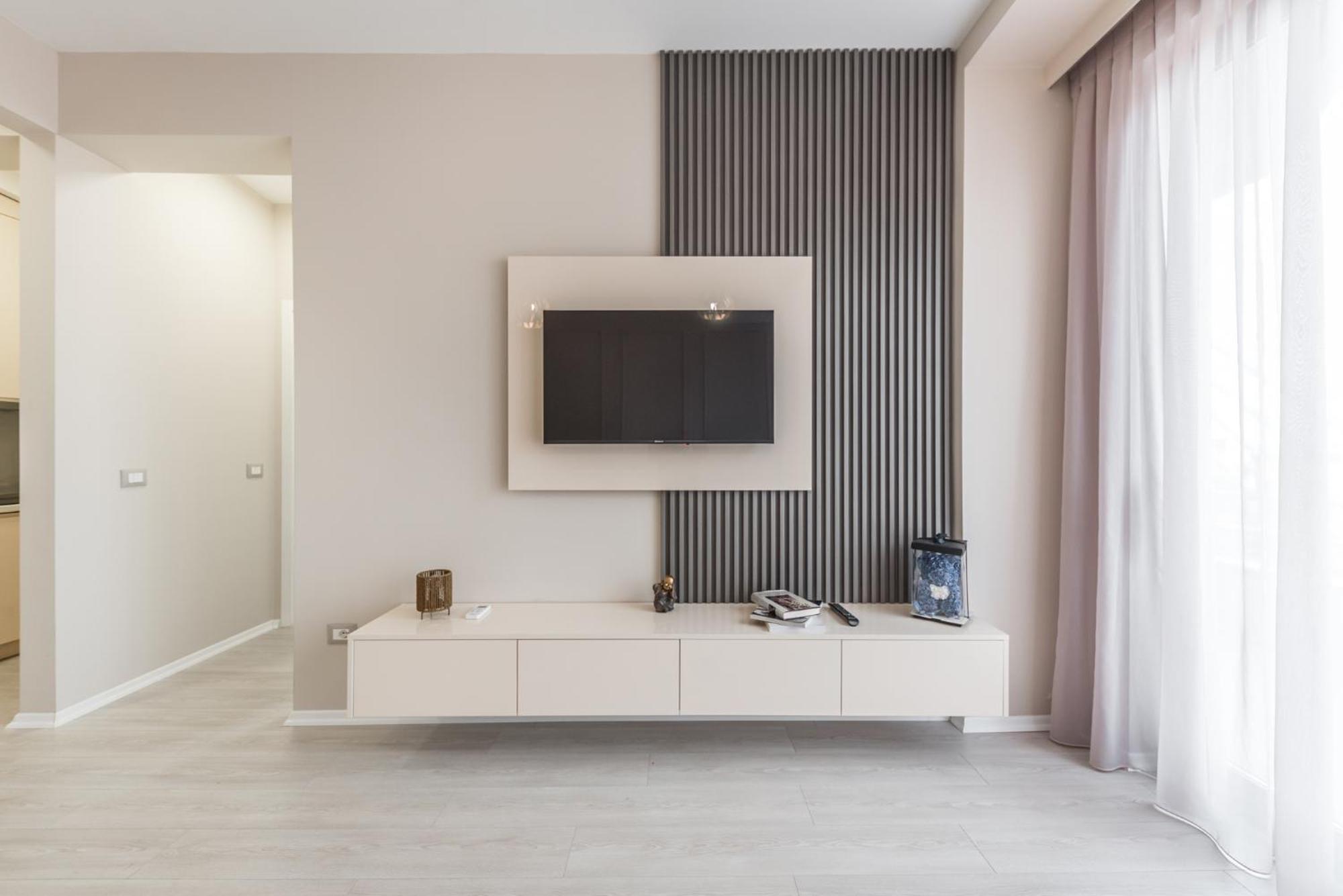 Luxurious Panoramic