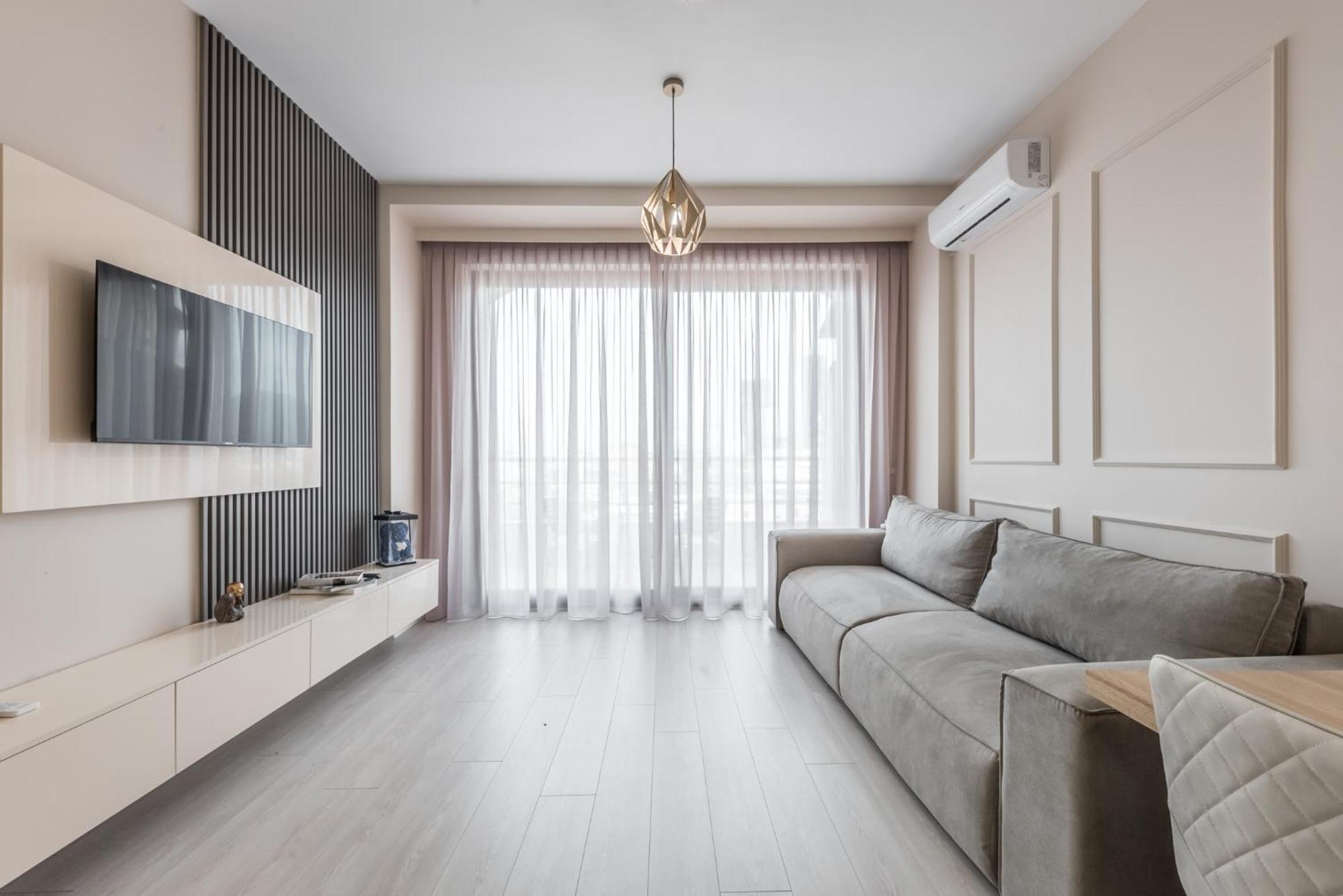 Luxurious Panoramic Apartamento Tirana
