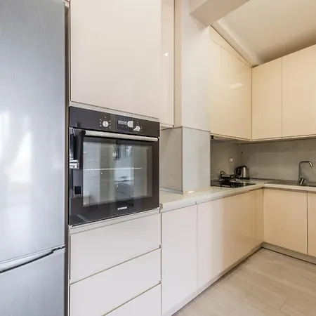Luxurious Panoramic Apartment Tirana Exterior photo