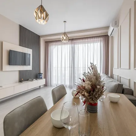 Luxurious Panoramic Apartment Tirana Exterior photo