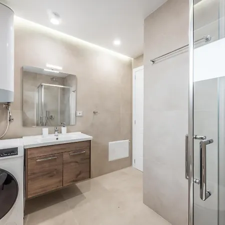 Luxurious Panoramic Apartment Tirana Exterior photo