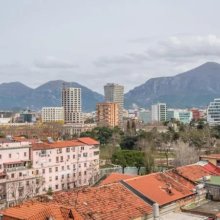 Luxurious Panoramic Apartment Tirana Exterior photo